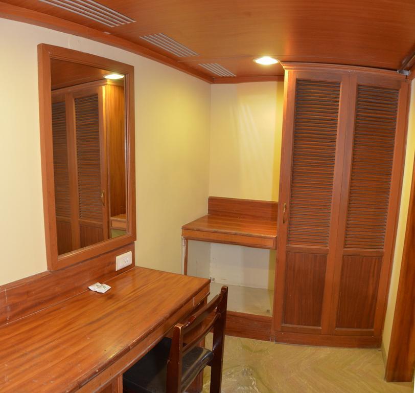 Hotel Raya'S Annexe-1 Kumbakonam Luaran gambar